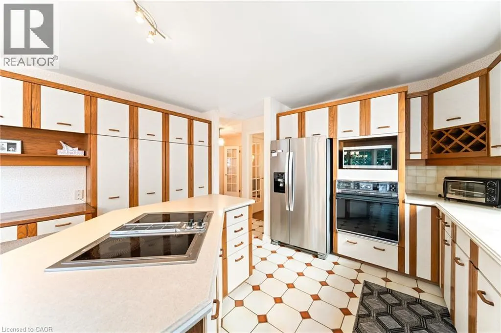 462 WINCHESTER Drive