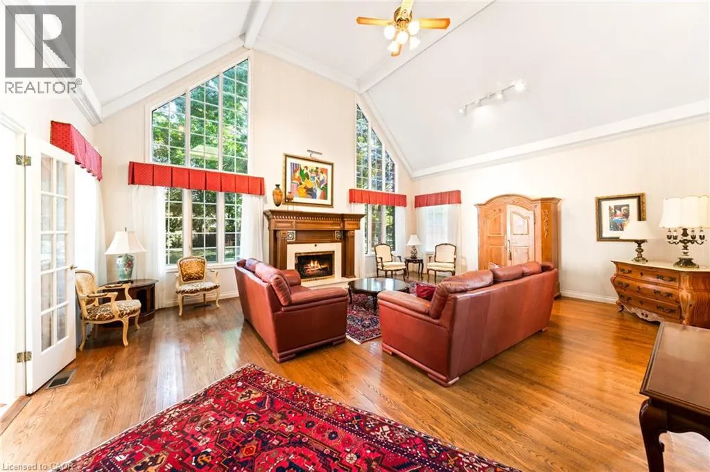 462 WINCHESTER Drive
