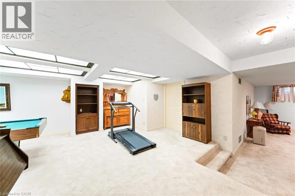 462 WINCHESTER Drive