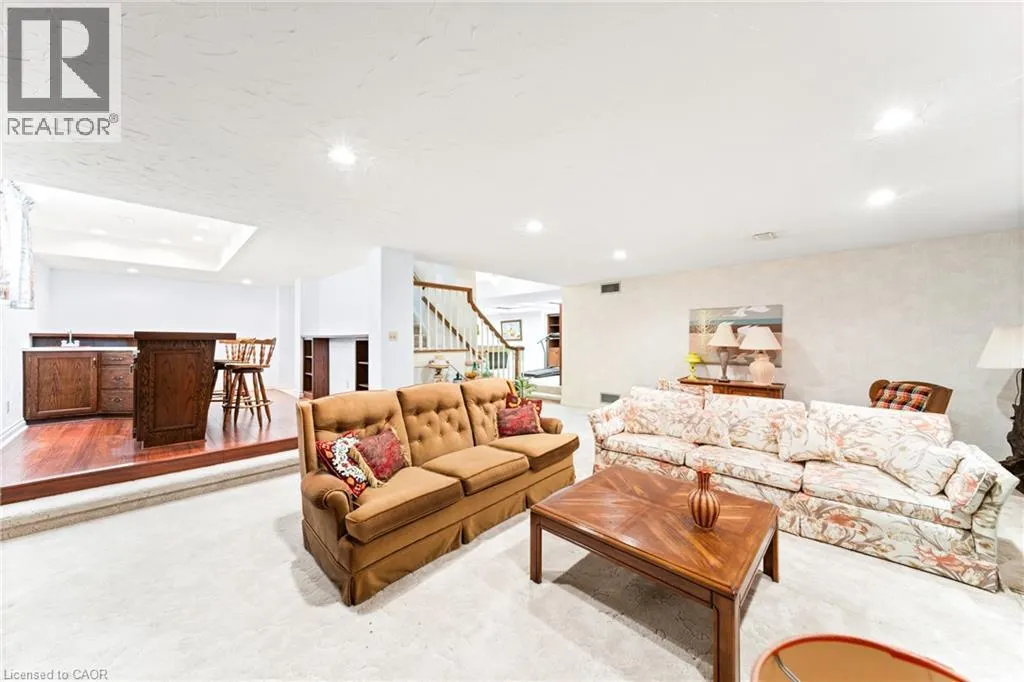 462 WINCHESTER Drive