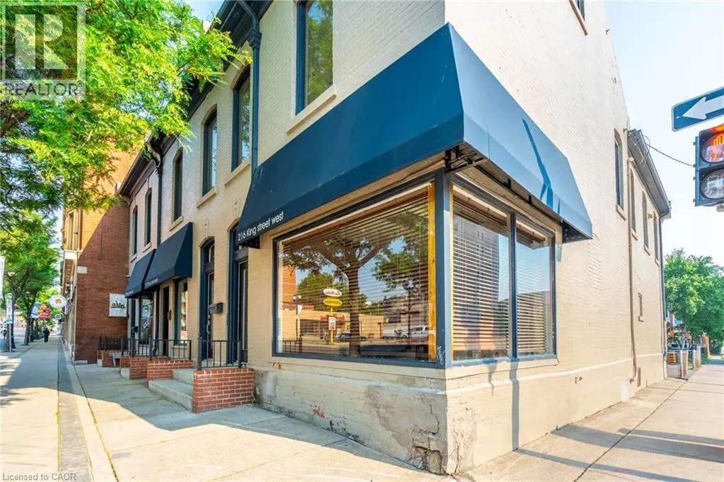 216-220 KING Street W