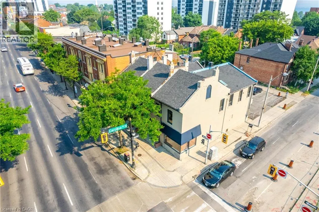 216-220 KING Street W