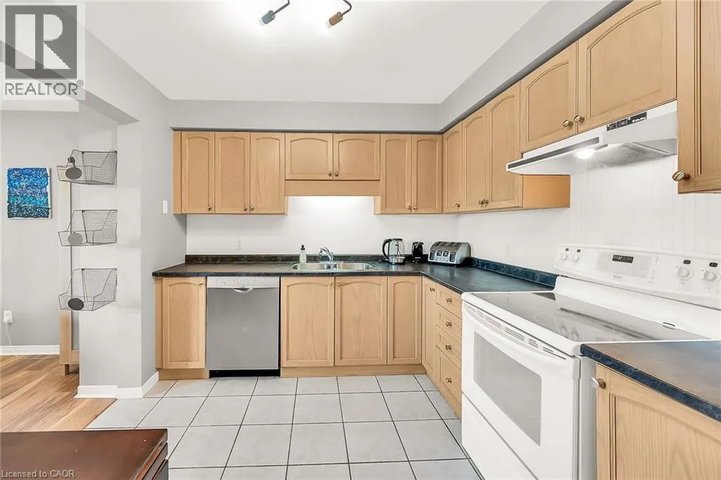 40 BRAEMAR Avenue Unit# 30, #30
