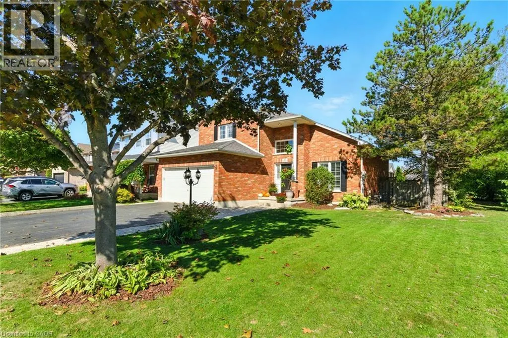 2 CALEDONIA Avenue