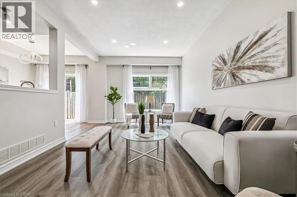 60 CLOVERLEAF Drive Unit# 38, #38