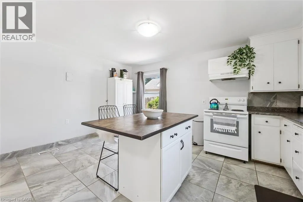 115 MARLBOROUGH Avenue Unit# 2, #2