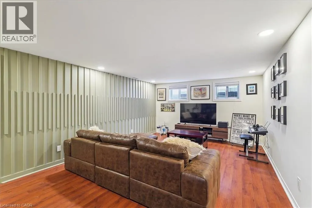 510 FENWICK Place