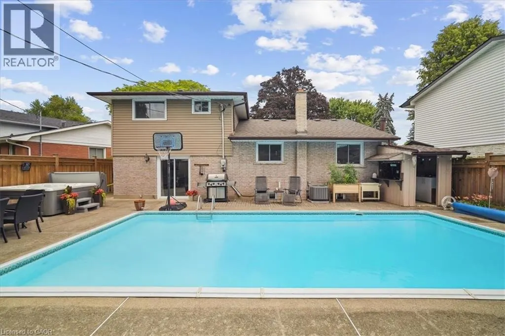 510 FENWICK Place