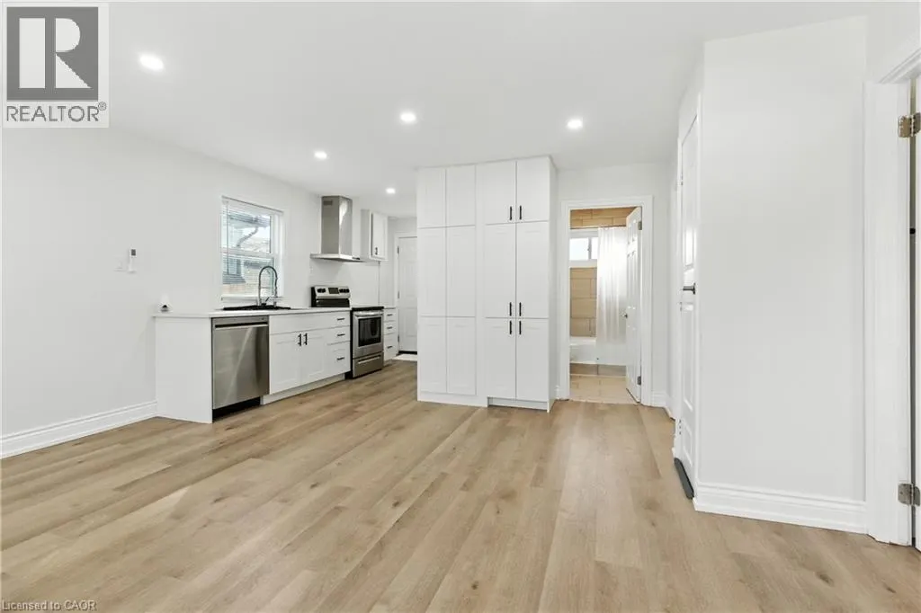 34 NELLES Road