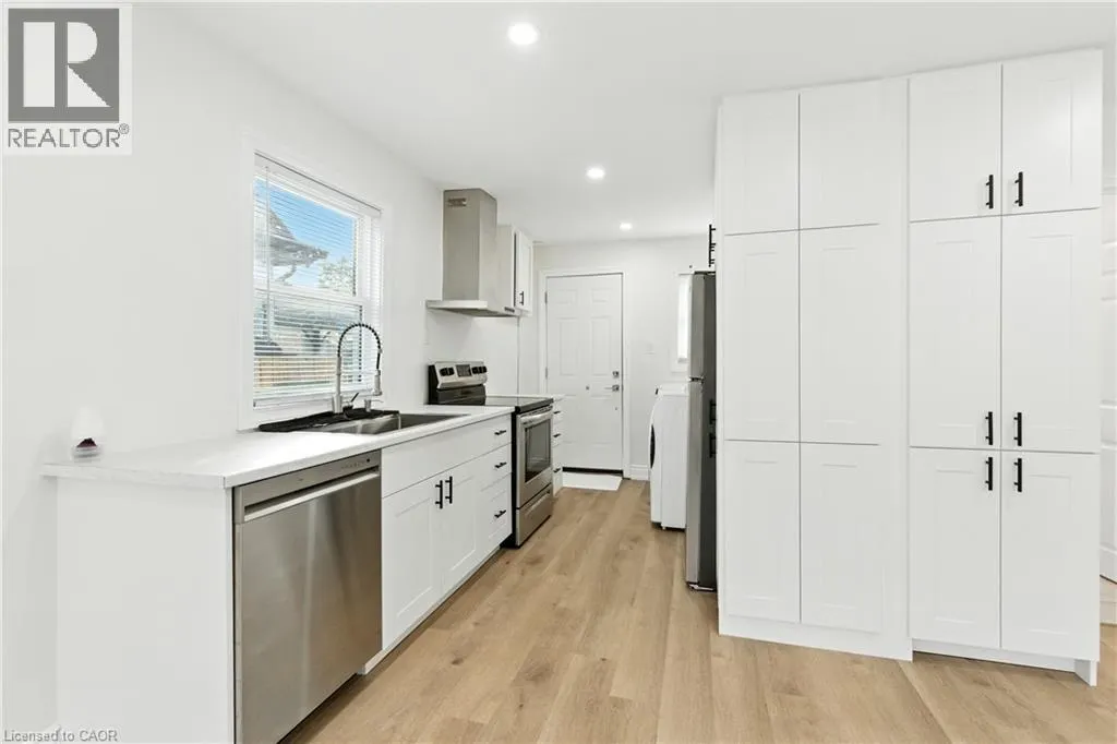34 NELLES Road