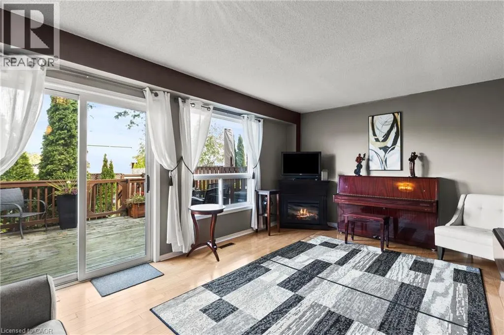 1860 UPPER GAGE Avenue Unit# 11, #11