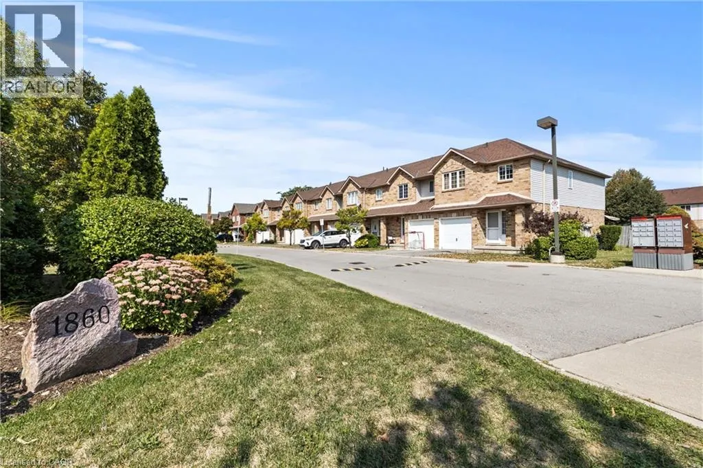 1860 UPPER GAGE Avenue Unit# 11, #11