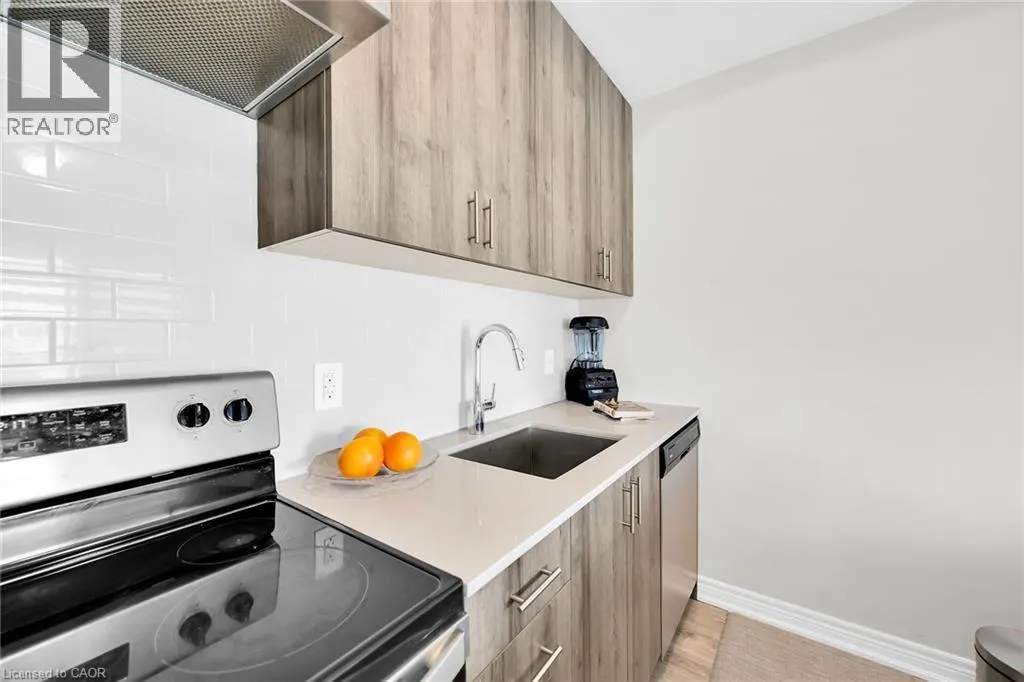121 HIGHWAY 8 Unit# 301, #301