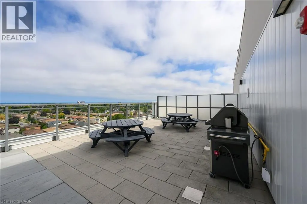 121 HIGHWAY 8 Unit# 301, #301
