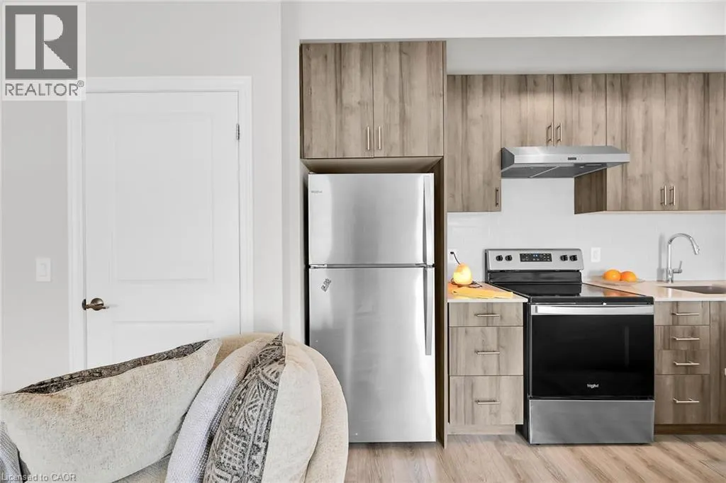 121 HIGHWAY 8 Unit# 301, #301