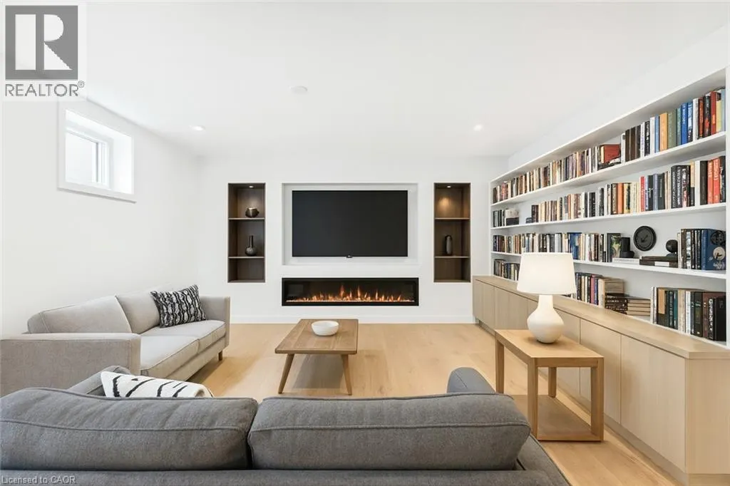 20 ARKENDO Drive