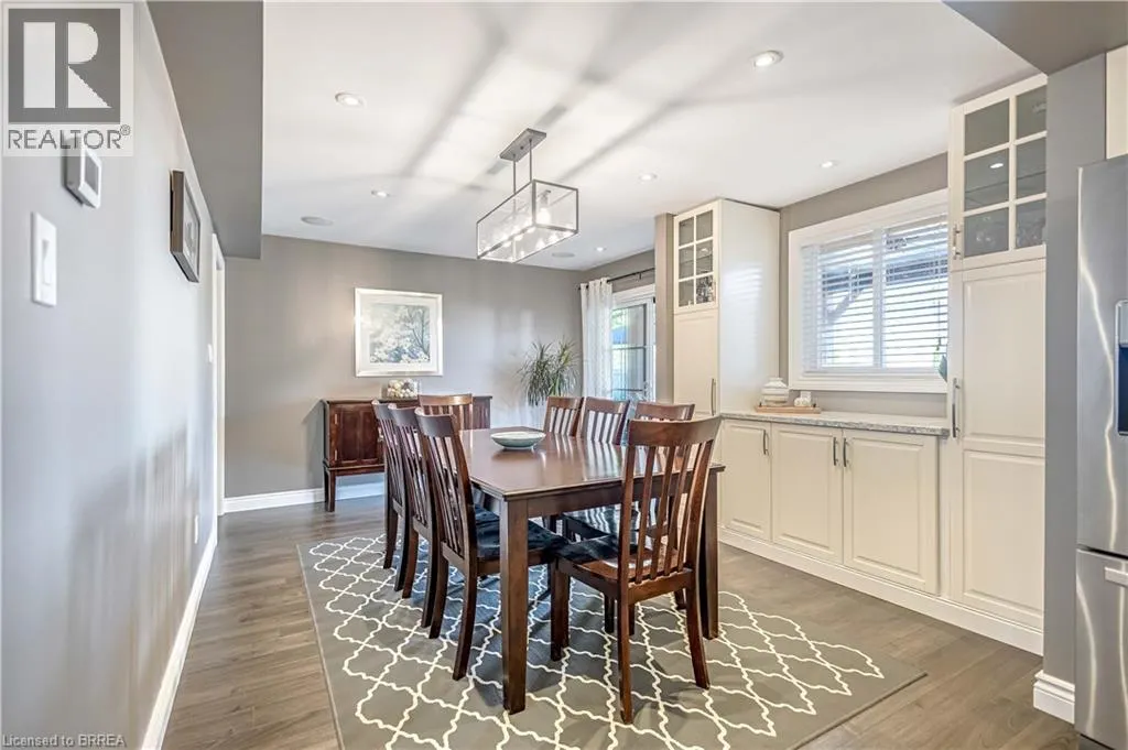 15 CANDLEWOOD Drive