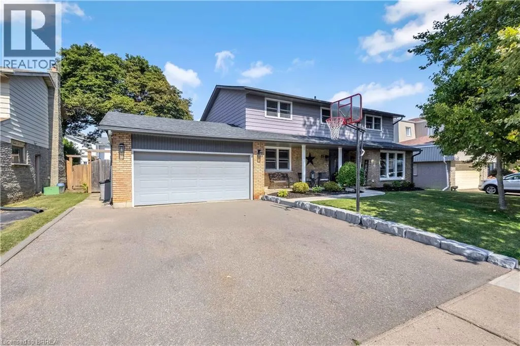 15 CANDLEWOOD Drive