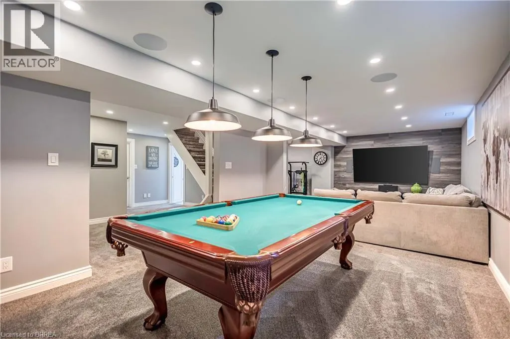 15 CANDLEWOOD Drive