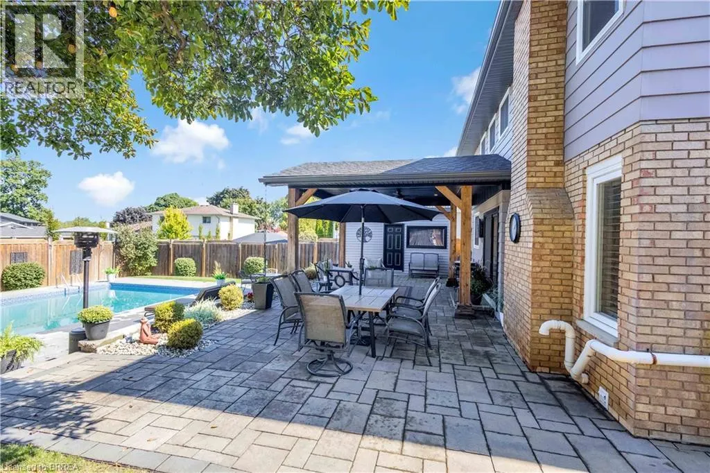 15 CANDLEWOOD Drive