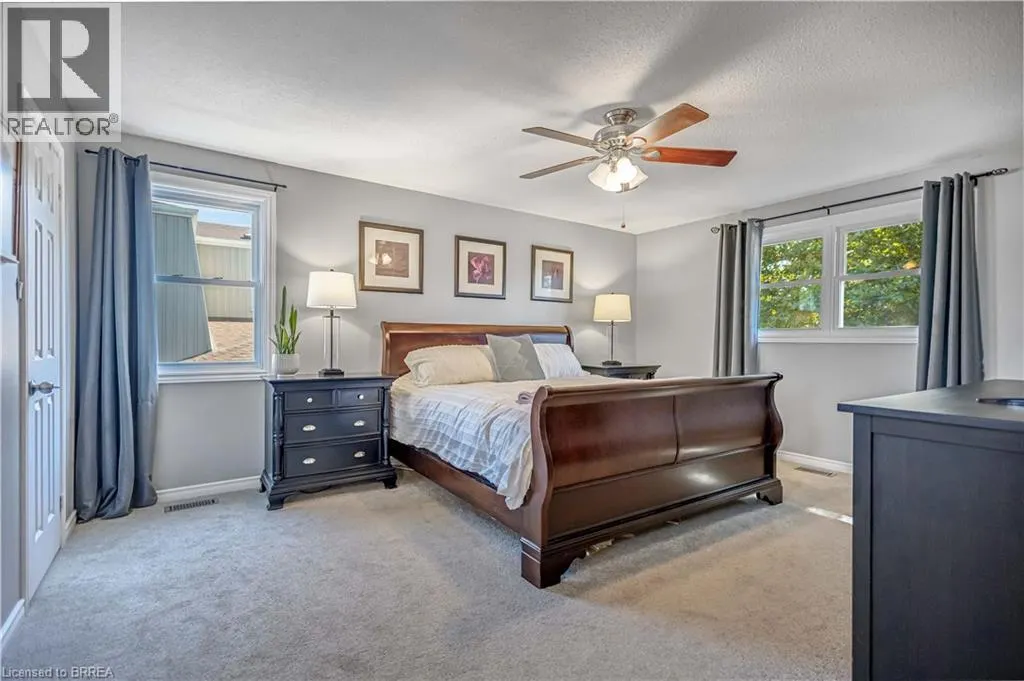 15 CANDLEWOOD Drive