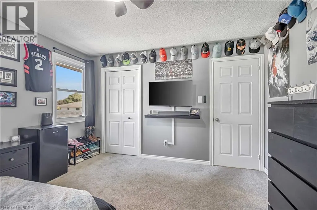 15 CANDLEWOOD Drive