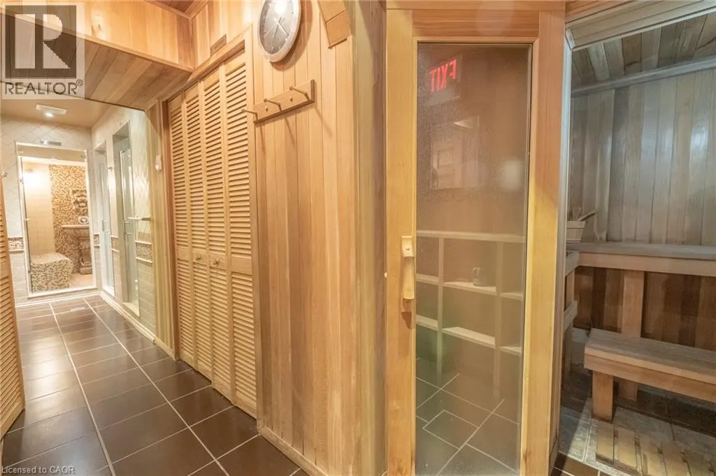 11 BELMONT Avenue W