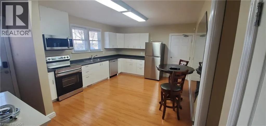11 BELMONT Avenue W