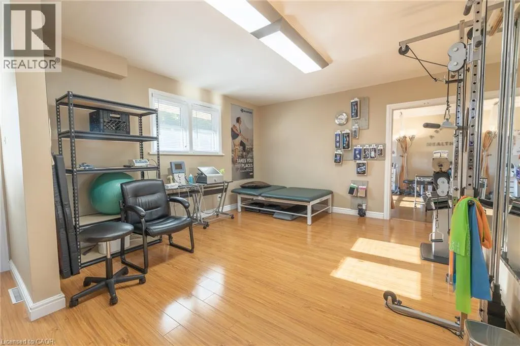 11 BELMONT Avenue W