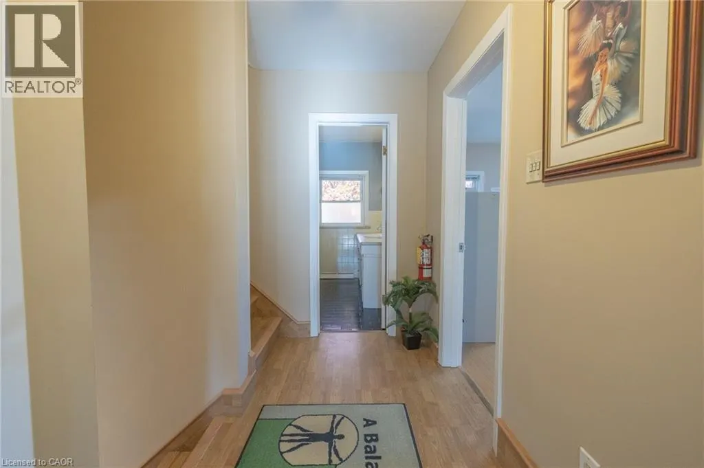11 BELMONT Avenue W