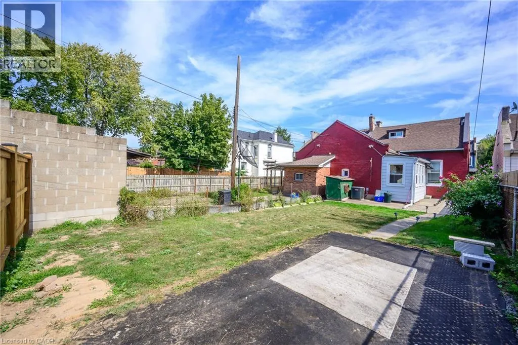 127 EAST Avenue N