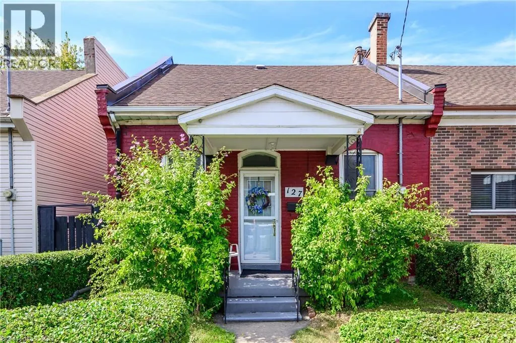 127 EAST Avenue N