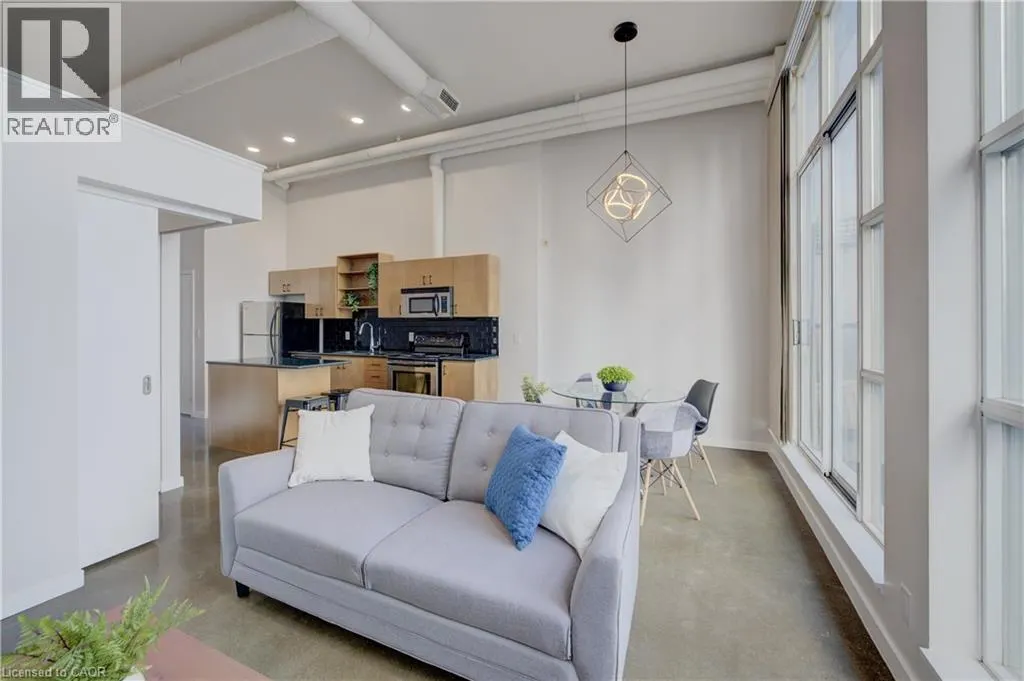 404 KING Street W Unit# 524, #524
