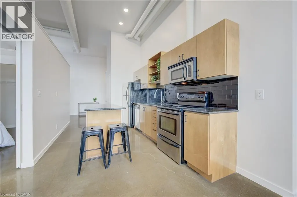 404 KING Street W Unit# 524, #524