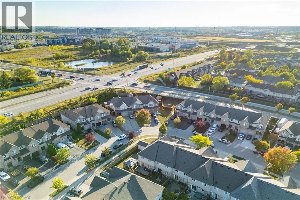 37 MEADOW WOOD Crescent
