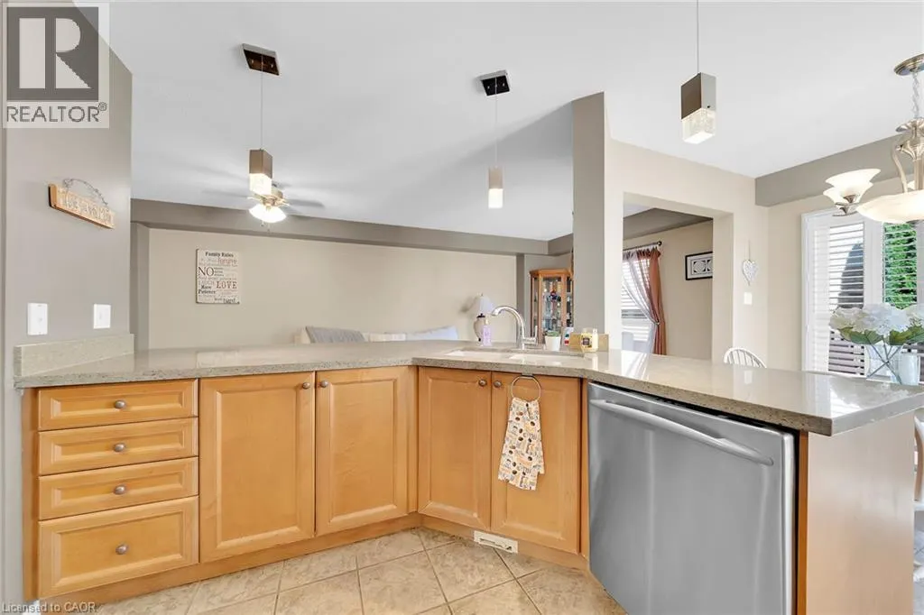 37 MEADOW WOOD Crescent