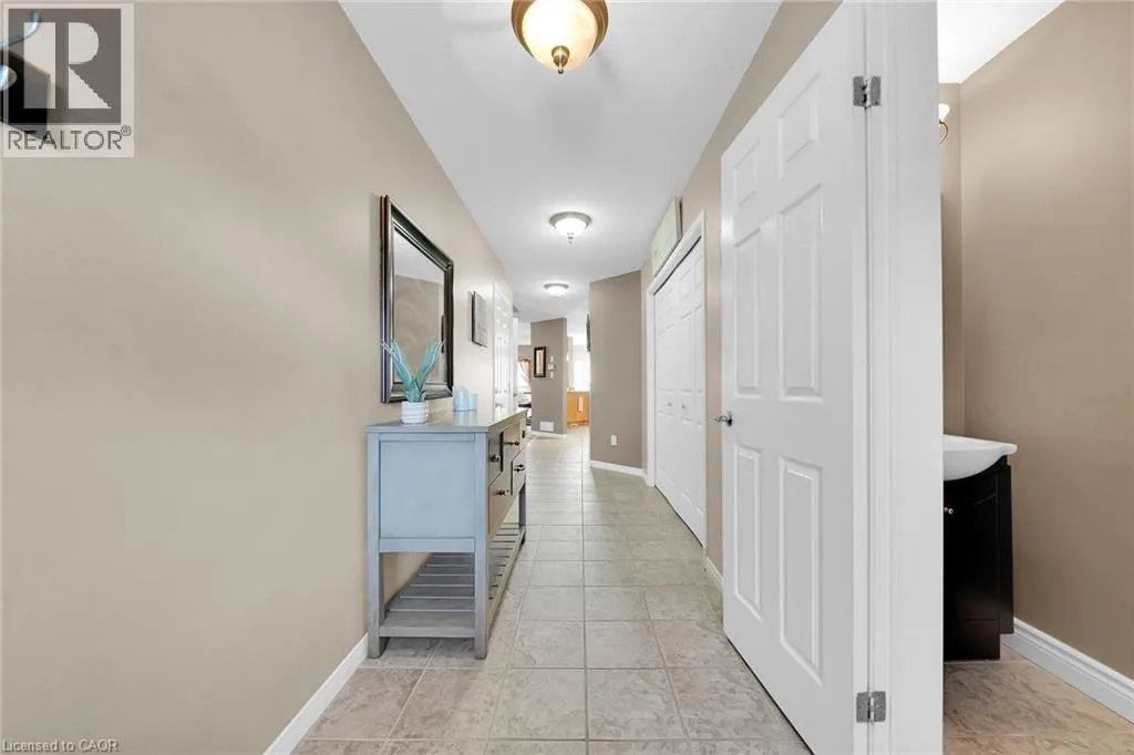37 MEADOW WOOD Crescent