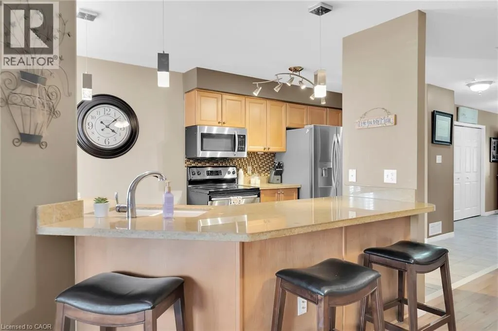 37 MEADOW WOOD Crescent