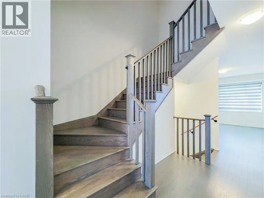 10 FREEDOM Crescent Unit# 4, #4