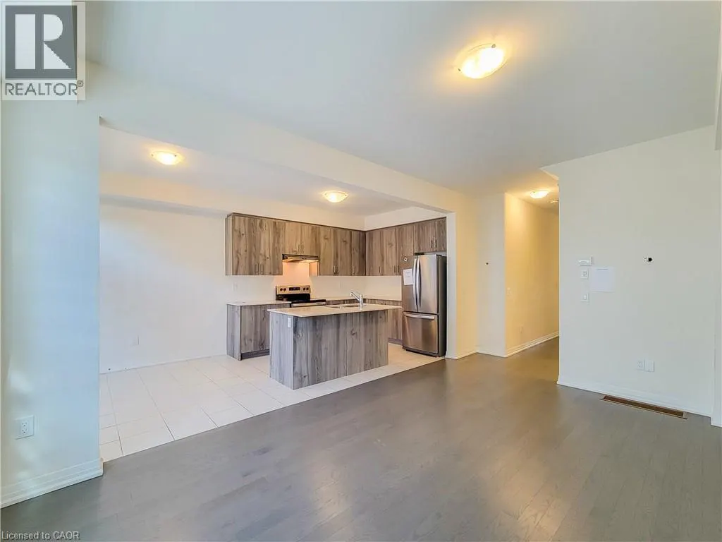10 FREEDOM Crescent Unit# 4, #4