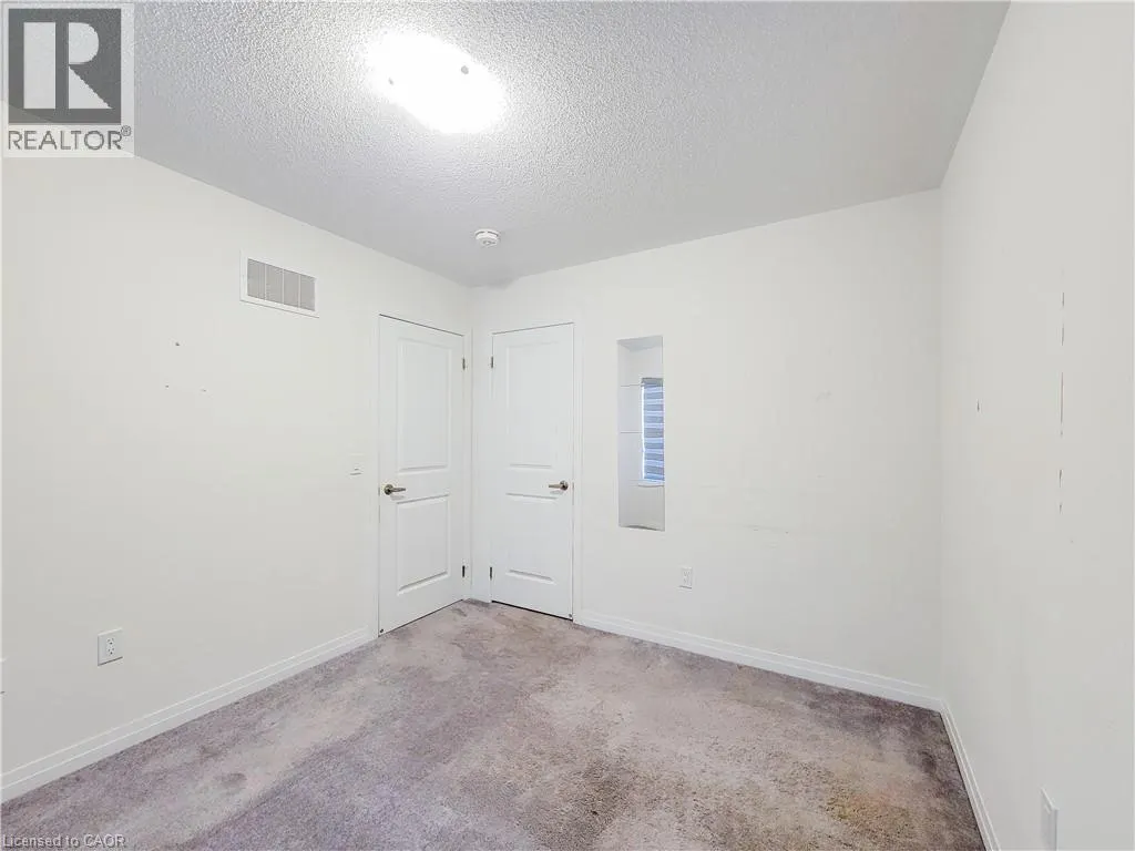 10 FREEDOM Crescent Unit# 4, #4