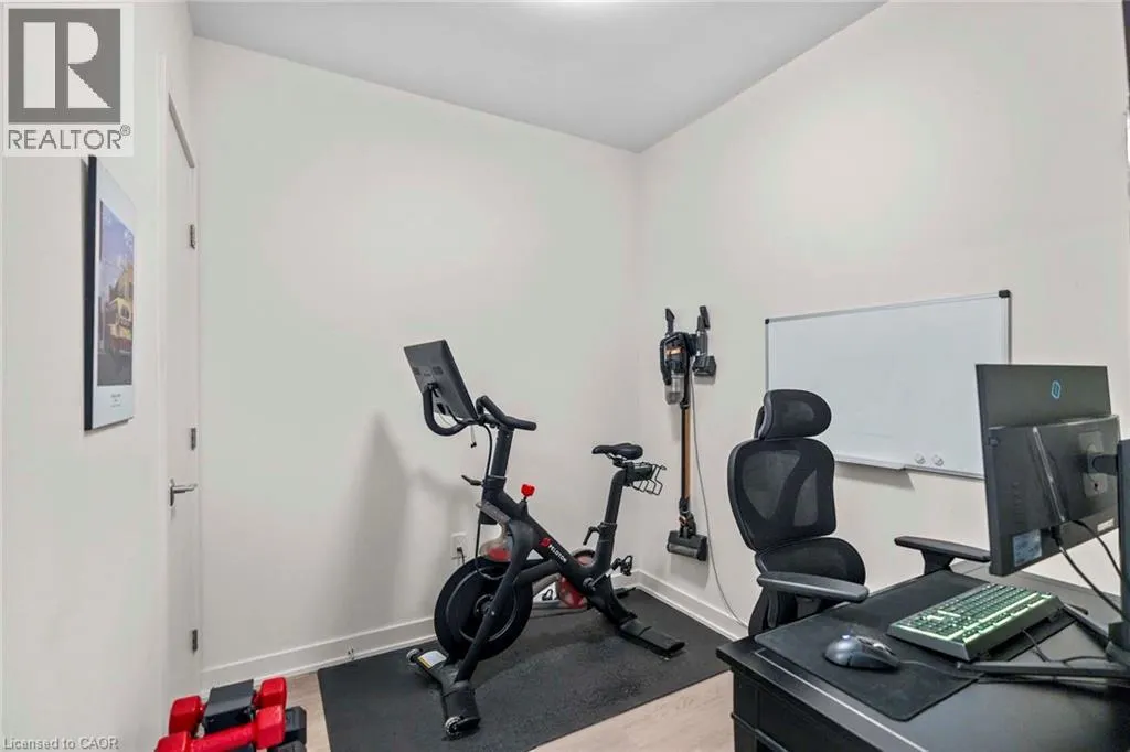 212 KING WILLIAM Street Unit# 818, #818