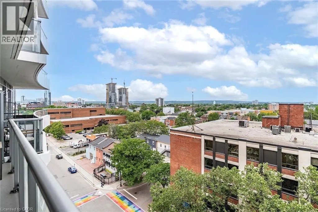 212 KING WILLIAM Street Unit# 818, #818