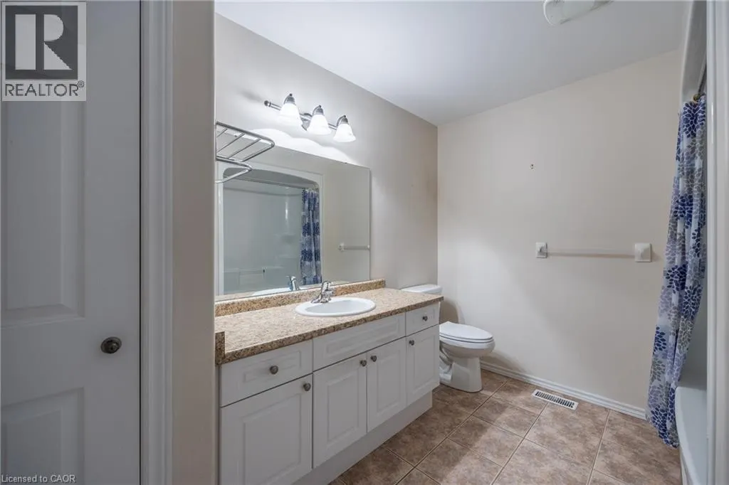 5-510 W THE QUEENSWAY Highway W Unit# 5, #5