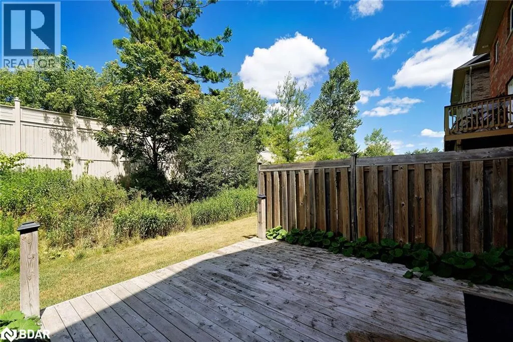 57 FERNDALE Drive S Unit# 7, #7