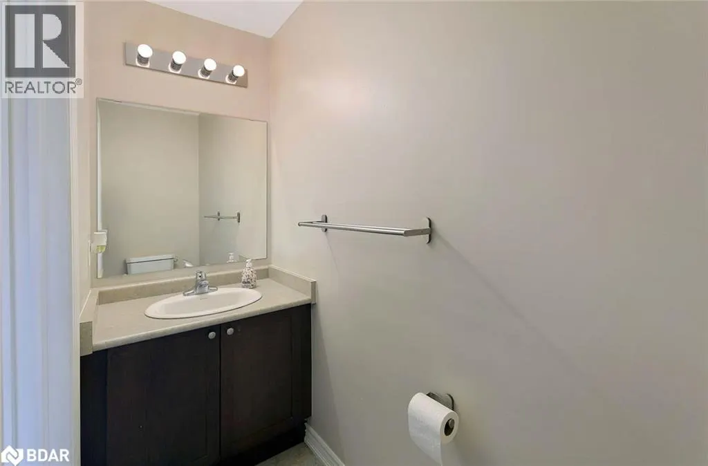 57 FERNDALE Drive S Unit# 7, #7