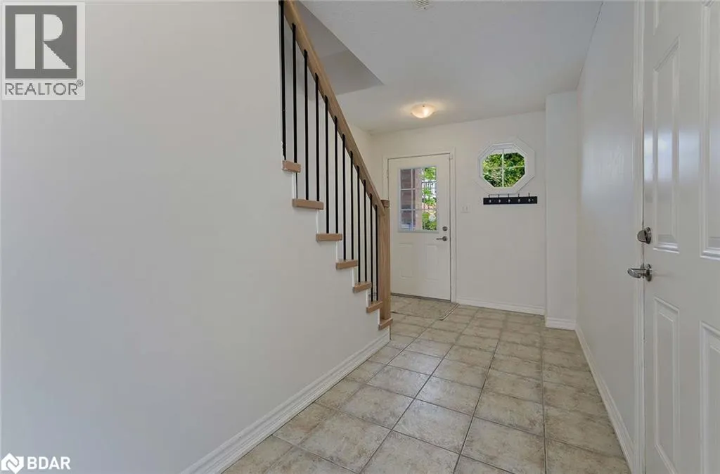 57 FERNDALE Drive S Unit# 7, #7