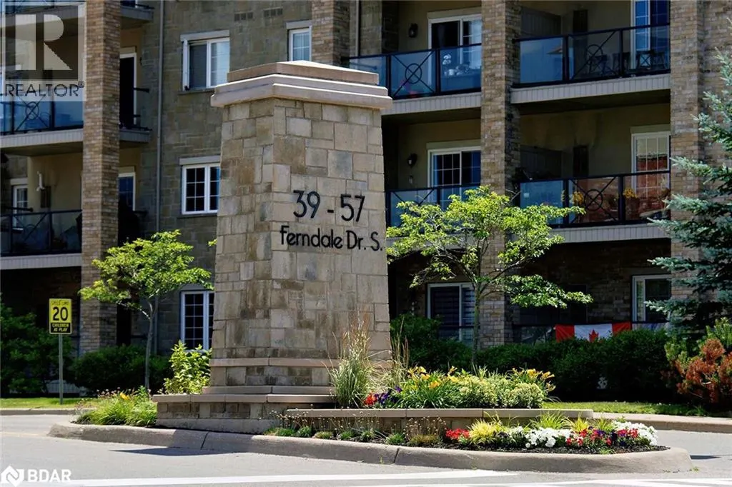 57 FERNDALE Drive S Unit# 7, #7