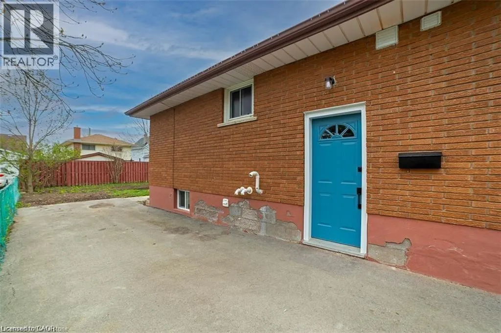 37 ST. AUGUSTINE Avenue Unit# Lower, #Lower