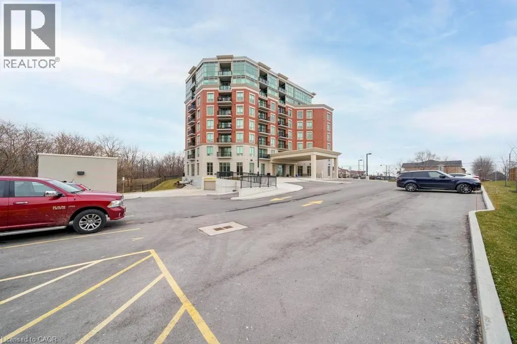 2750 KING Street E Unit# 215, #215